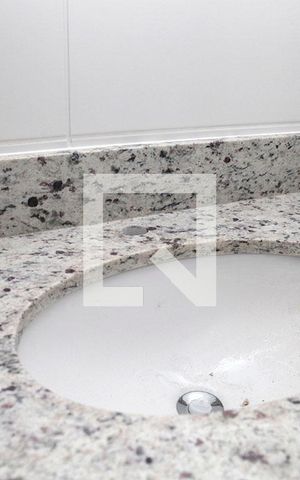 Apartamento à venda com 83m², 2 quartos e 1 vagaBanheiro Quarto 1 Suíte