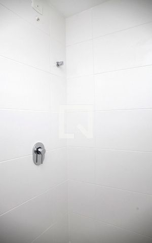 Apartamento à venda com 83m², 2 quartos e 1 vagaBanheiro Quarto 2 Suíte