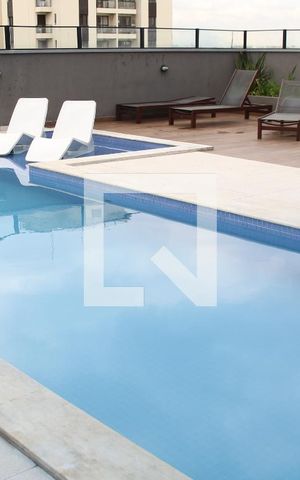 Studio para alugar com 25m², 1 quarto e sem vagaÁrea comum - Piscina