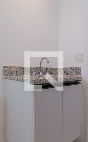 Casa de condomínio para alugar com 66m², 3 quartos e 2 vagasBanheiro da suíte
