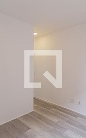 Casa de condomínio para alugar com 66m², 3 quartos e 2 vagasSuíte
