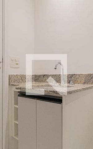 Casa de condomínio para alugar com 66m², 3 quartos e 2 vagasBanheiro