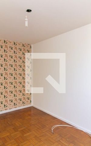 Apartamento à venda com 53m², 2 quartos e 1 vaga Apartamento à venda com 53m², 2 quartos e 1 vagaSala