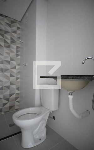 Apartamento à venda com 33m², 2 quartos e sem vagaBanheiro