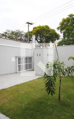Apartamento à venda com 33m², 2 quartos e sem vagaÁrea comum