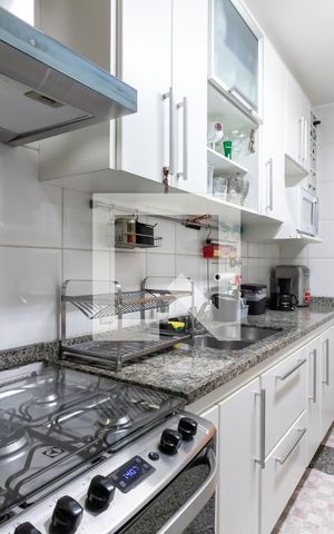 Apartamento à venda com 105m², 3 quartos e 2 vagasCozinha