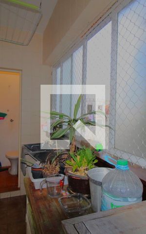 Apartamento para alugar com 130m², 3 quartos e sem vagaCozinha