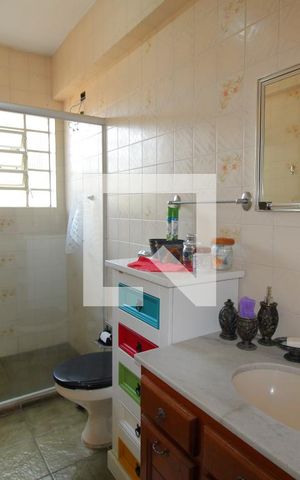 Apartamento para alugar com 130m², 3 quartos e sem vagaBanheiro