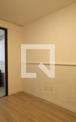 Apartamento para alugar com 134m², 3 quartos e 2 vagas Apartamento para alugar com 134m², 3 quartos e 2 vagasQuarto 2