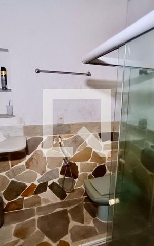 Casa à venda com 600m², 2 quartos e 2 vagas Casa à venda com 600m², 2 quartos e 2 vagasBanheiro social 1