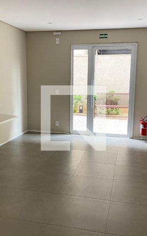 Apartamento à venda com 27m², 1 quarto e sem vaga Apartamento à venda com 27m², 1 quarto e sem vagaHall Social