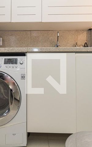 Apartamento à venda com 110m², 3 quartos e 2 vagasCozinha e Área de Serviço