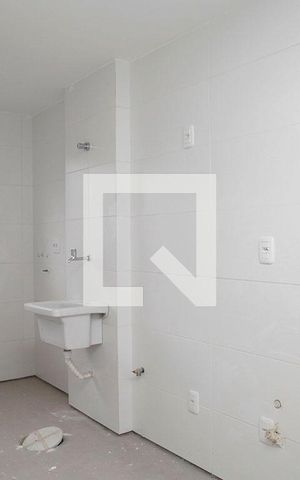 Apartamento à venda com 83m², 2 quartos e 1 vagaCozinha + Área de Serviço