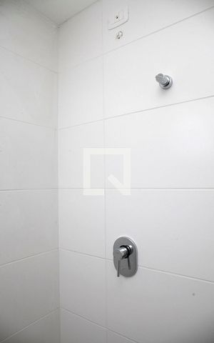 Apartamento à venda com 83m², 2 quartos e 1 vagaBanheiro Quarto 1 Suíte