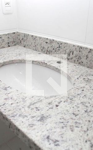 Apartamento à venda com 83m², 2 quartos e 1 vagaBanheiro Quarto 1 Suíte