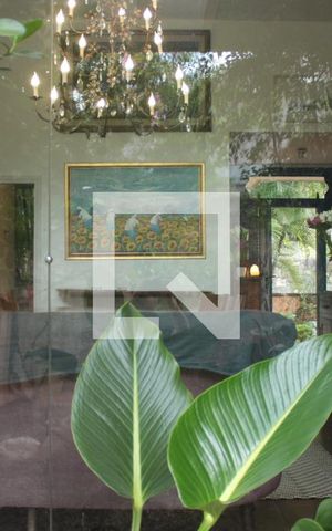Casa à venda com 560m², 6 quartos e 8 vagasJardim