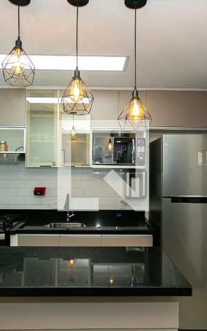 Apartamento à venda com 48m², 2 quartos e 1 vagaSala e Cozinha