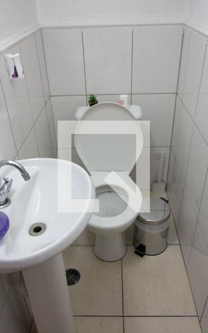 Casa de condomínio à venda com 70m², 2 quartos e 1 vaga Casa de condomínio à venda com 70m², 2 quartos e 1 vagaLavabo