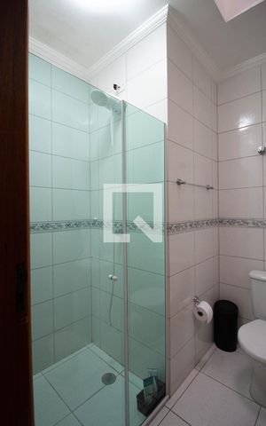 Casa de condomínio à venda com 70m², 2 quartos e 1 vaga Casa de condomínio à venda com 70m², 2 quartos e 1 vagaBanheiro