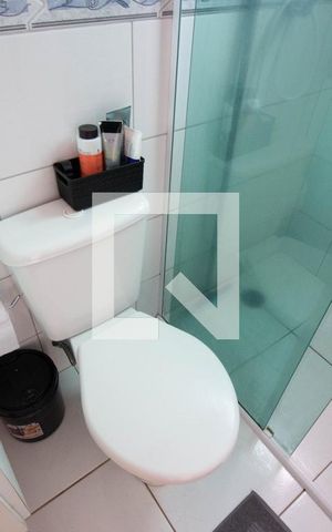 Casa de condomínio à venda com 70m², 2 quartos e 1 vaga Casa de condomínio à venda com 70m², 2 quartos e 1 vagaBanheiro da Suíte