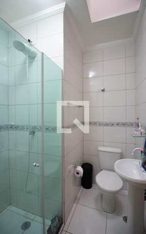 Casa de condomínio à venda com 70m², 2 quartos e 1 vaga Casa de condomínio à venda com 70m², 2 quartos e 1 vagaBanheiro