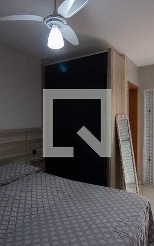 Casa de condomínio à venda com 70m², 2 quartos e 1 vaga Casa de condomínio à venda com 70m², 2 quartos e 1 vagaSuite