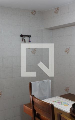 Casa à venda com 250m², 2 quartos e 2 vagasCopa