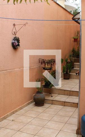 Casa à venda com 250m², 2 quartos e 2 vagasQuintal