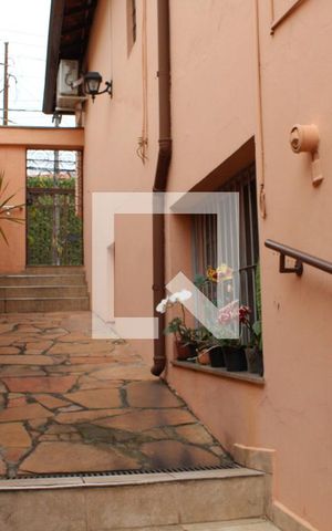 Casa à venda com 250m², 2 quartos e 2 vagasQuinta