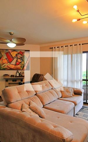 Apartamento à venda com 152m², 4 quartos e 4 vagas Apartamento à venda com 152m², 4 quartos e 4 vagasSala