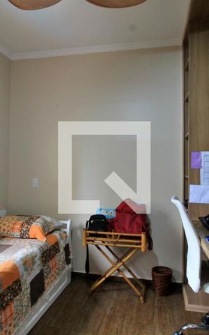 Apartamento à venda com 152m², 4 quartos e 4 vagas Apartamento à venda com 152m², 4 quartos e 4 vagasQuarto 3
