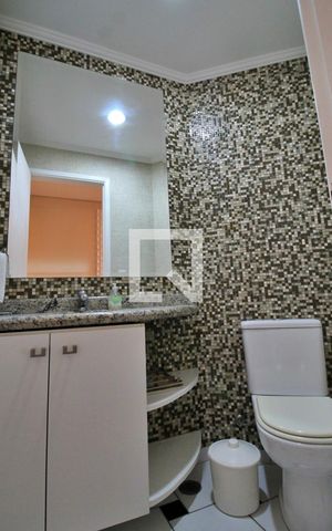 Apartamento à venda com 152m², 4 quartos e 4 vagas Apartamento à venda com 152m², 4 quartos e 4 vagasLavabo