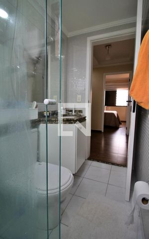 Apartamento à venda com 152m², 4 quartos e 4 vagas Apartamento à venda com 152m², 4 quartos e 4 vagasBanheiro