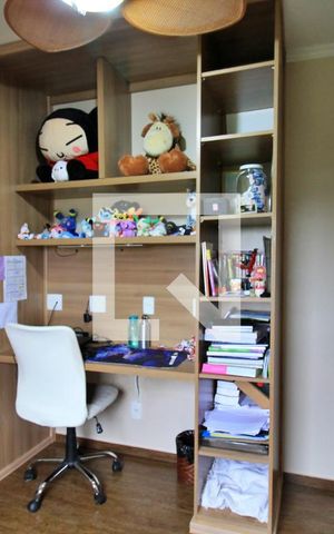 Apartamento à venda com 152m², 4 quartos e 4 vagas Apartamento à venda com 152m², 4 quartos e 4 vagasQuarto 3