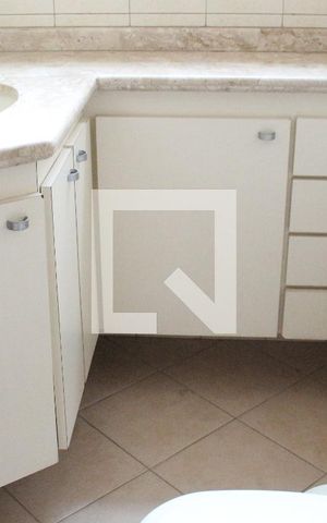 Casa à venda com 180m², 4 quartos e 3 vagasBanheiro