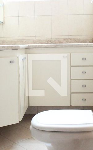 Casa à venda com 180m², 4 quartos e 3 vagasBanheiro
