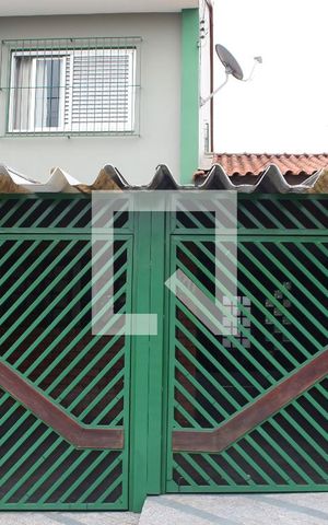 Casa à venda com 180m², 4 quartos e 3 vagasFachada