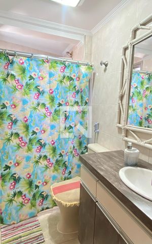 Apartamento à venda com 210m², 3 quartos e 1 vagaBanheiro Social 