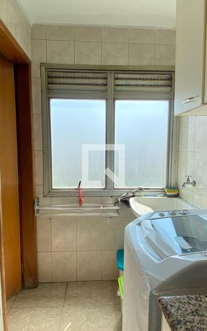Apartamento à venda com 210m², 3 quartos e 1 vagaÁrea de Serviço