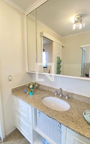 Apartamento à venda com 196m², 3 quartos e 3 vagasBanheiro Suíte 2