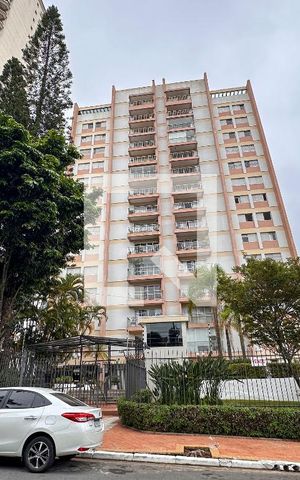 Apartamento para alugar com 114m², 3 quartos e 2 vagasFachada