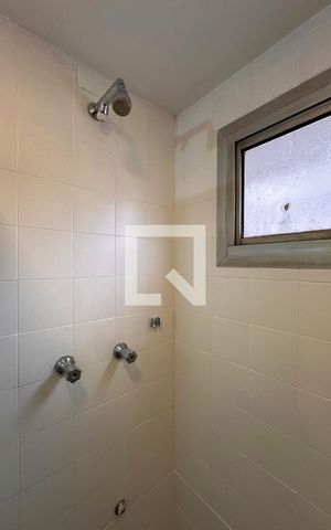 Apartamento para alugar com 114m², 3 quartos e 2 vagasDetalhe Banheiro Social