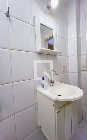 Apartamento para alugar com 45m², 1 quarto e sem vaga Apartamento para alugar com 45m², 1 quarto e sem vagaBanheiro