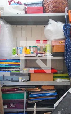 Apartamento à venda com 190m², 4 quartos e sem vagaBanheiro de Serviço