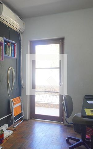 Apartamento à venda com 190m², 4 quartos e sem vagaEscritório
