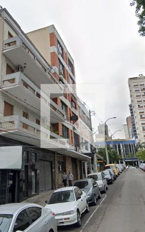 Apartamento à venda com 190m², 4 quartos e sem vaga Apartamento à venda com 190m², 4 quartos e sem vagaFachada