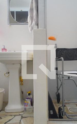 Apartamento à venda com 190m², 4 quartos e sem vagaBanheiro 1