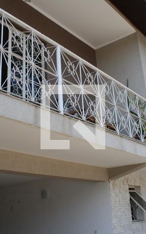 Casa à venda com 337m², 3 quartos e 5 vagasGaragem