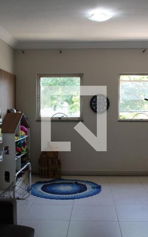 Casa à venda com 337m², 3 quartos e 5 vagasSala de estar