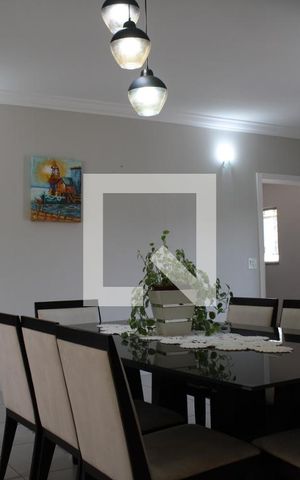 Casa à venda com 337m², 3 quartos e 5 vagasSala de jantar